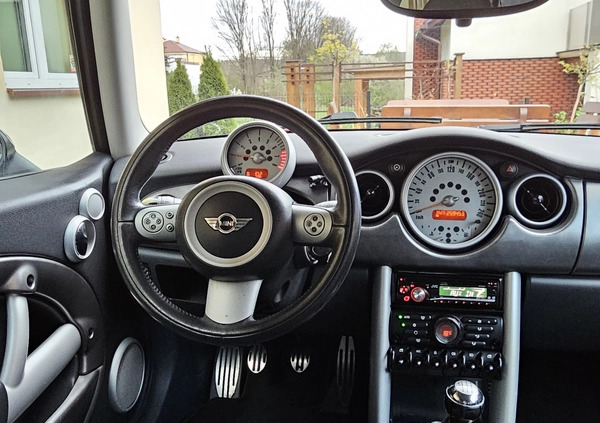 MINI Cooper S cena 16900 przebieg: 250000, rok produkcji 2004 z Rzeszów małe 29